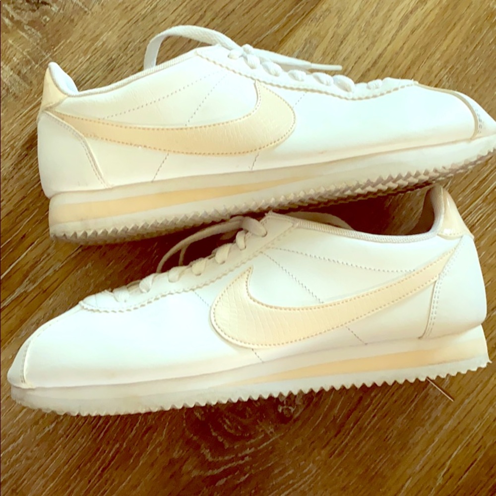 Nike Cortez 9.0 white and cream